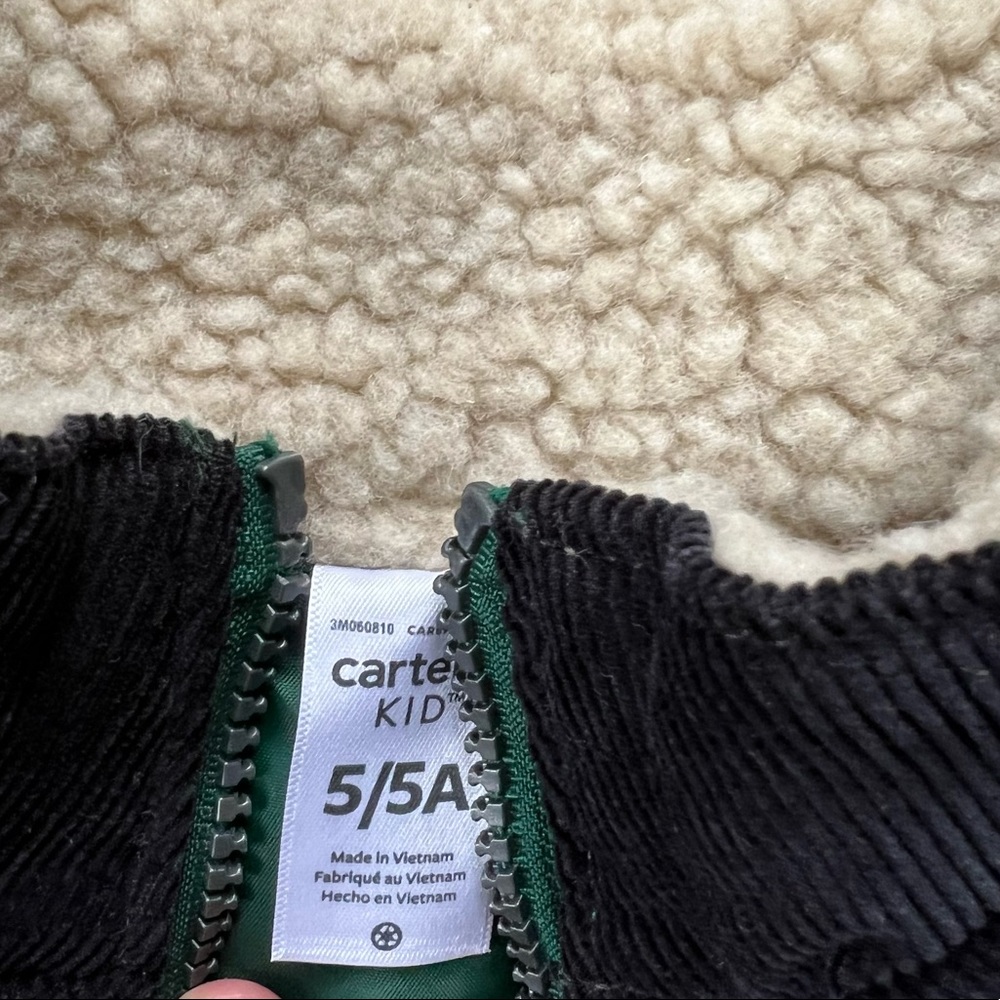 Carter’s Vest - Picture 2 of 2